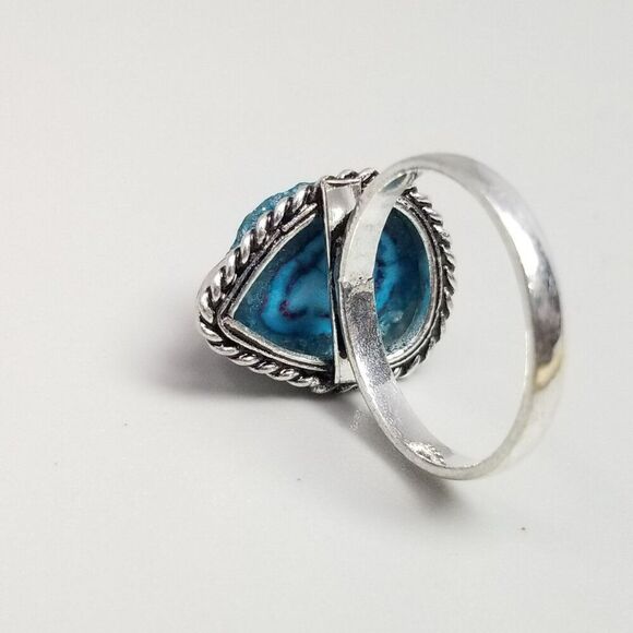 Vintage Blue Drop Shape Ring, Silver Tone Bezel Set Size 8 Band, Estate - Picture 5 of 8